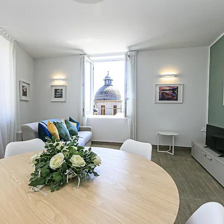 Real Italian Estate - Sunrise Genoa