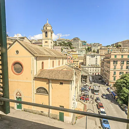 Real Italian Estate - Sunrise Apartment Genoa